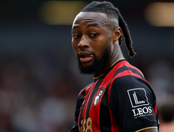 曼聯(lián)引援塞梅尼奧：堅(jiān)守薪資結(jié)構(gòu)，競(jìng)爭(zhēng)態(tài)勢(shì)復(fù)雜