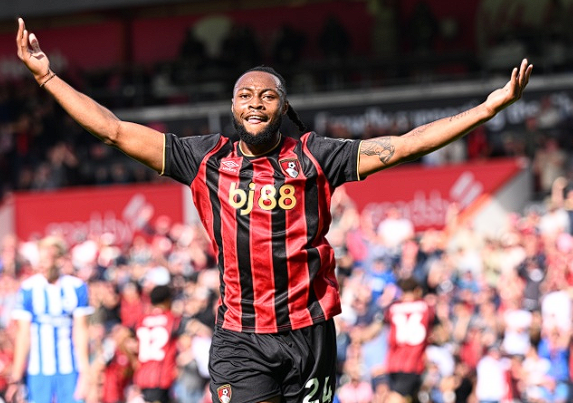 足總杯第3輪：曼城大勝?？巳爻?，<a href='/news/tag/1161012' style='color: blue;'>塞梅尼奧</a>首秀驚艷全場