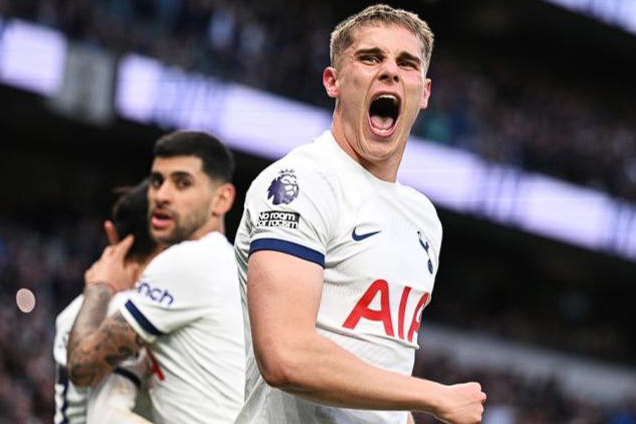 英超熱刺VS水晶宮：范德芬染紅，熱刺紅牌數(shù)居聯(lián)賽前列