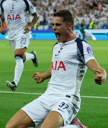 英超熱刺VS水晶宮：范德芬染紅，熱刺紅牌數(shù)居聯(lián)賽前列